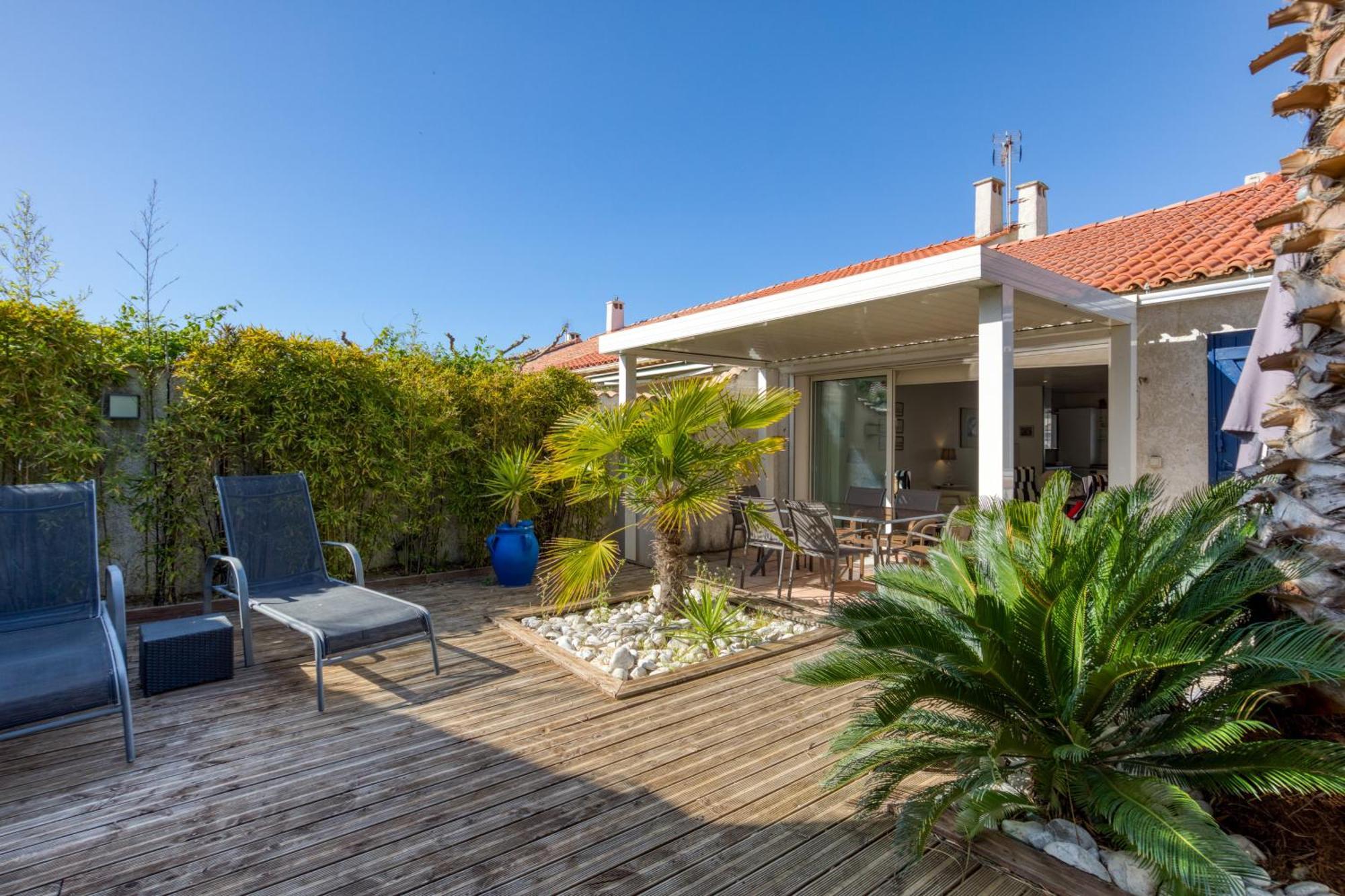 Holiday home Les Palmiers *